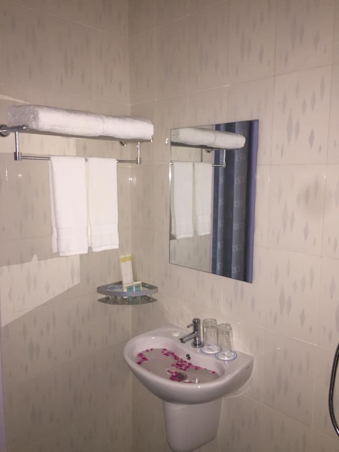 Golden Gum-Kino Hotel Mandalay Luaran gambar